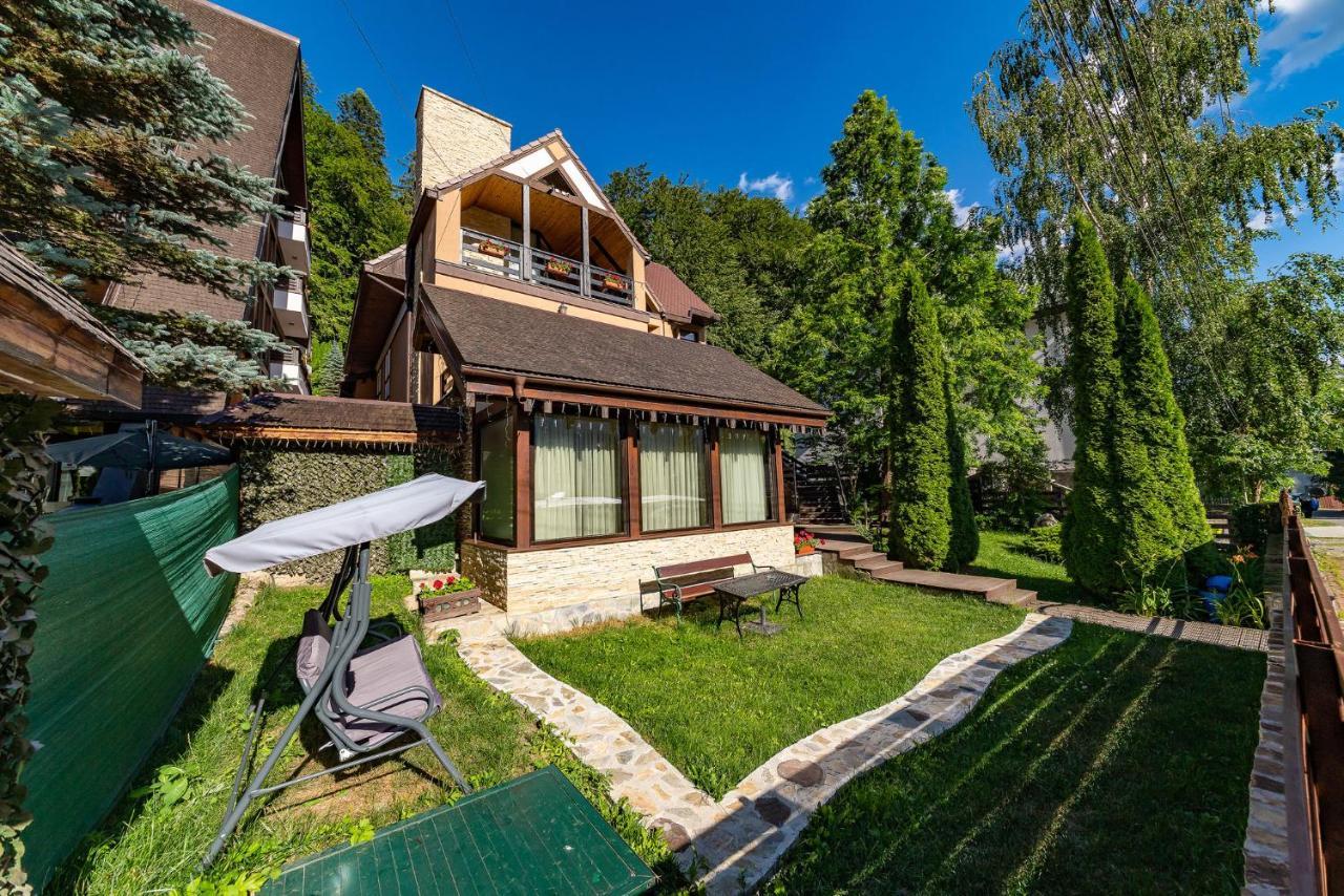 Готель Casa Freya Буштені Екстер'єр фото
